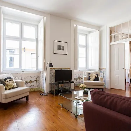Correeiros Downtown Duplex & Deluxe Apartment