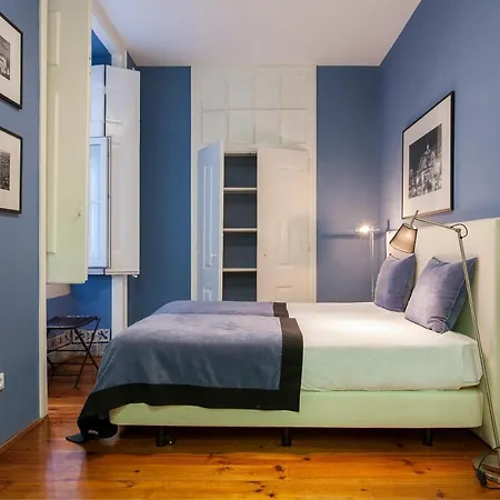 Correeiros Downtown Duplex & Deluxe