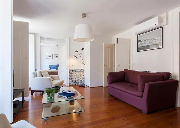 Correeiros Downtown Duplex & Deluxe *