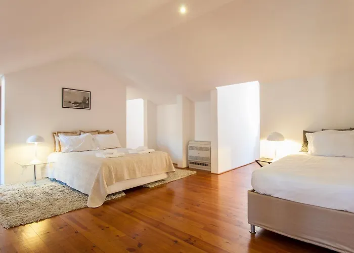 Correeiros Downtown Duplex & Deluxe * Lizbona